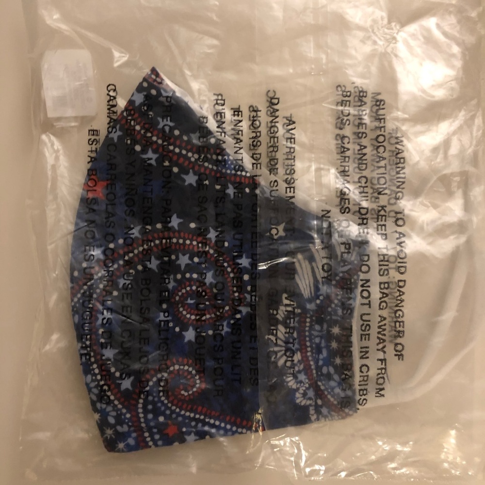 Vera Bradley Mask